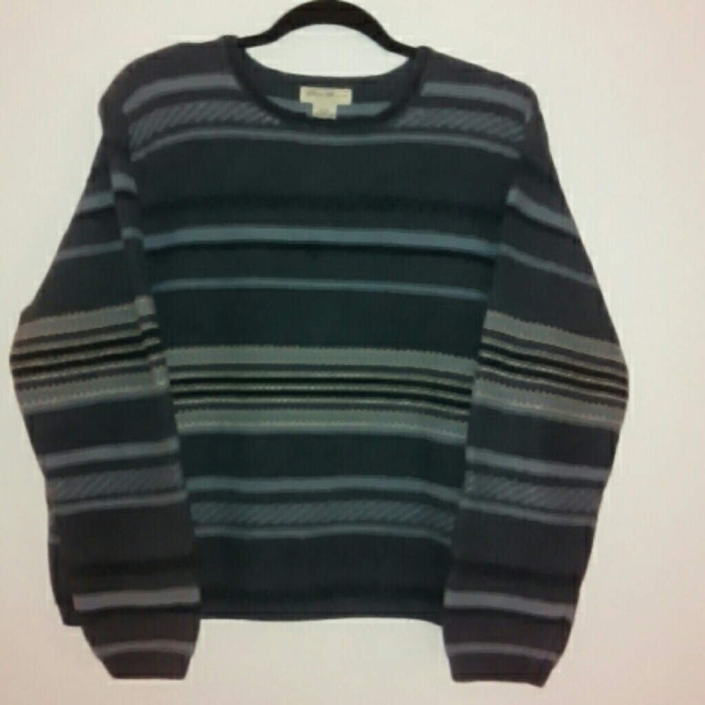 Eddie Bauer lambs wool sweater